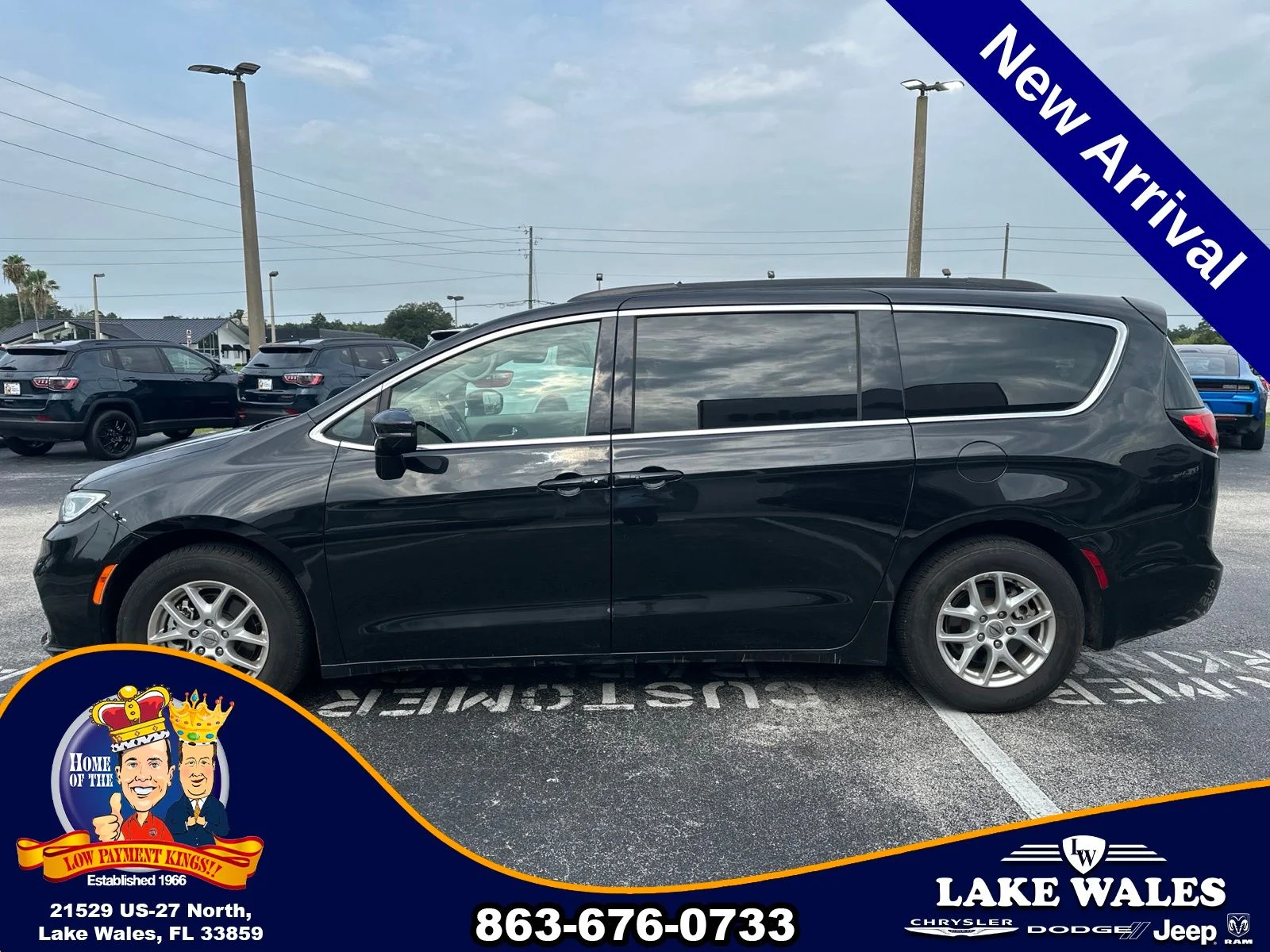 Certified Used 2022 Black Chrysler Touring L image 6