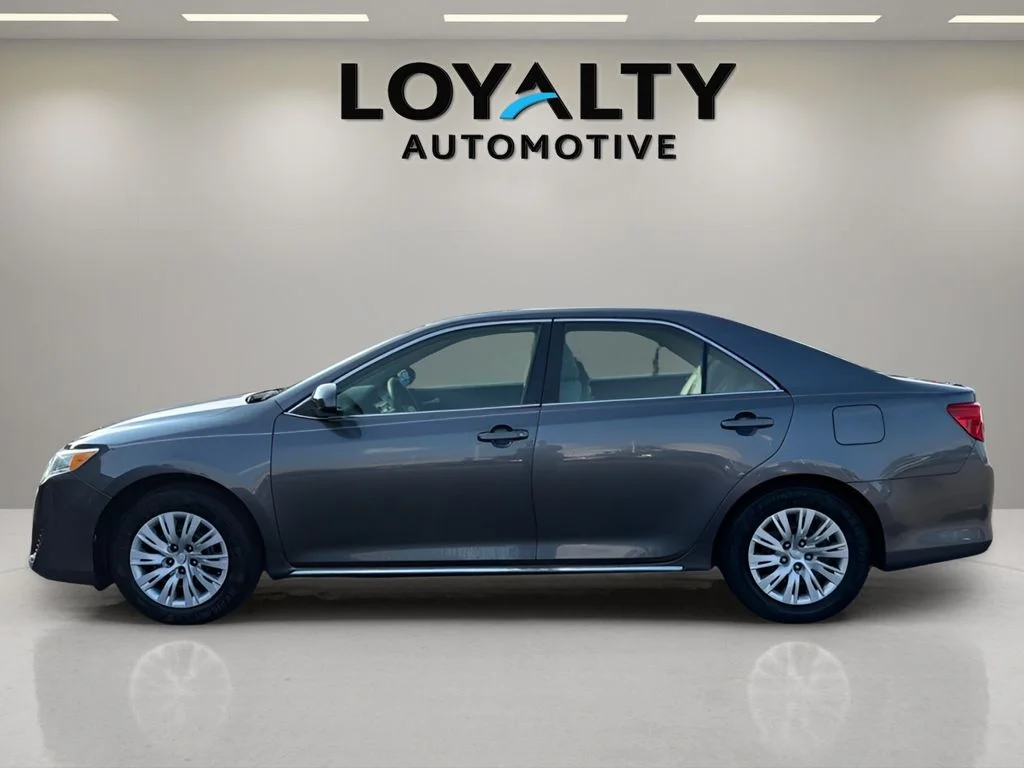 Used 2014 Toyota Camry LE with VIN 4T4BF1FK2ER411164 for sale in Colonial Heights, VA