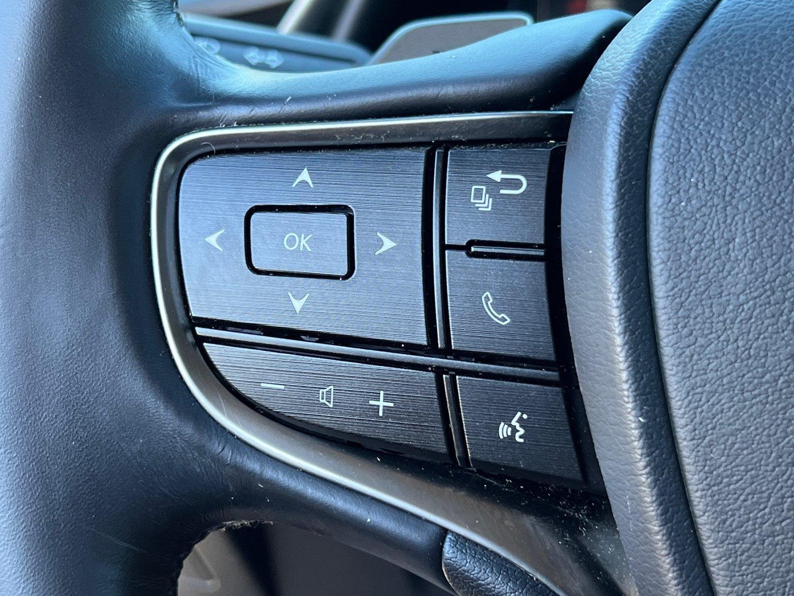 Used 2019 Atomic Silver Lexus ES 350 image 24