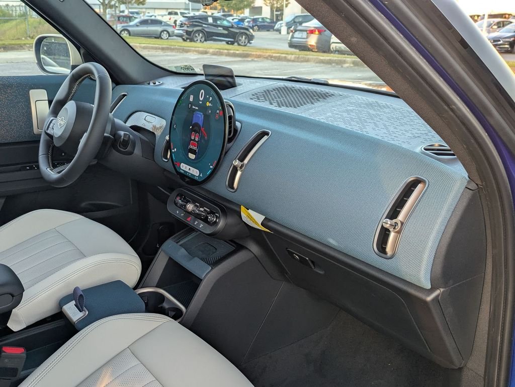 2025 MINI Countryman S - Photo 25