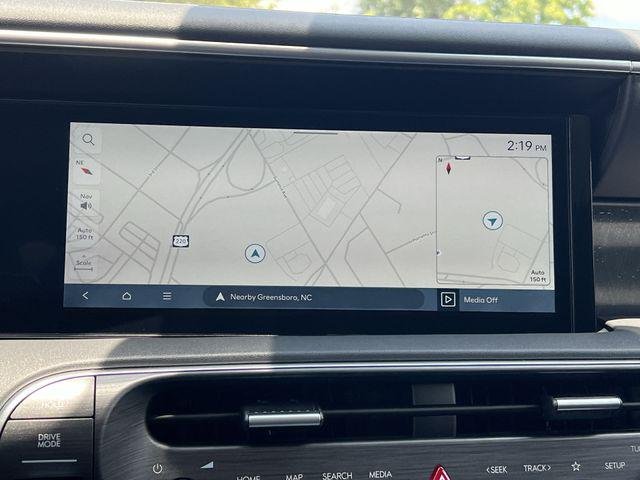New 2026 White Hyundai SE FWD image 15