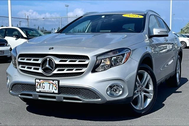 Used 2018 Silver Mercedes-Benz GLA 250 image 1