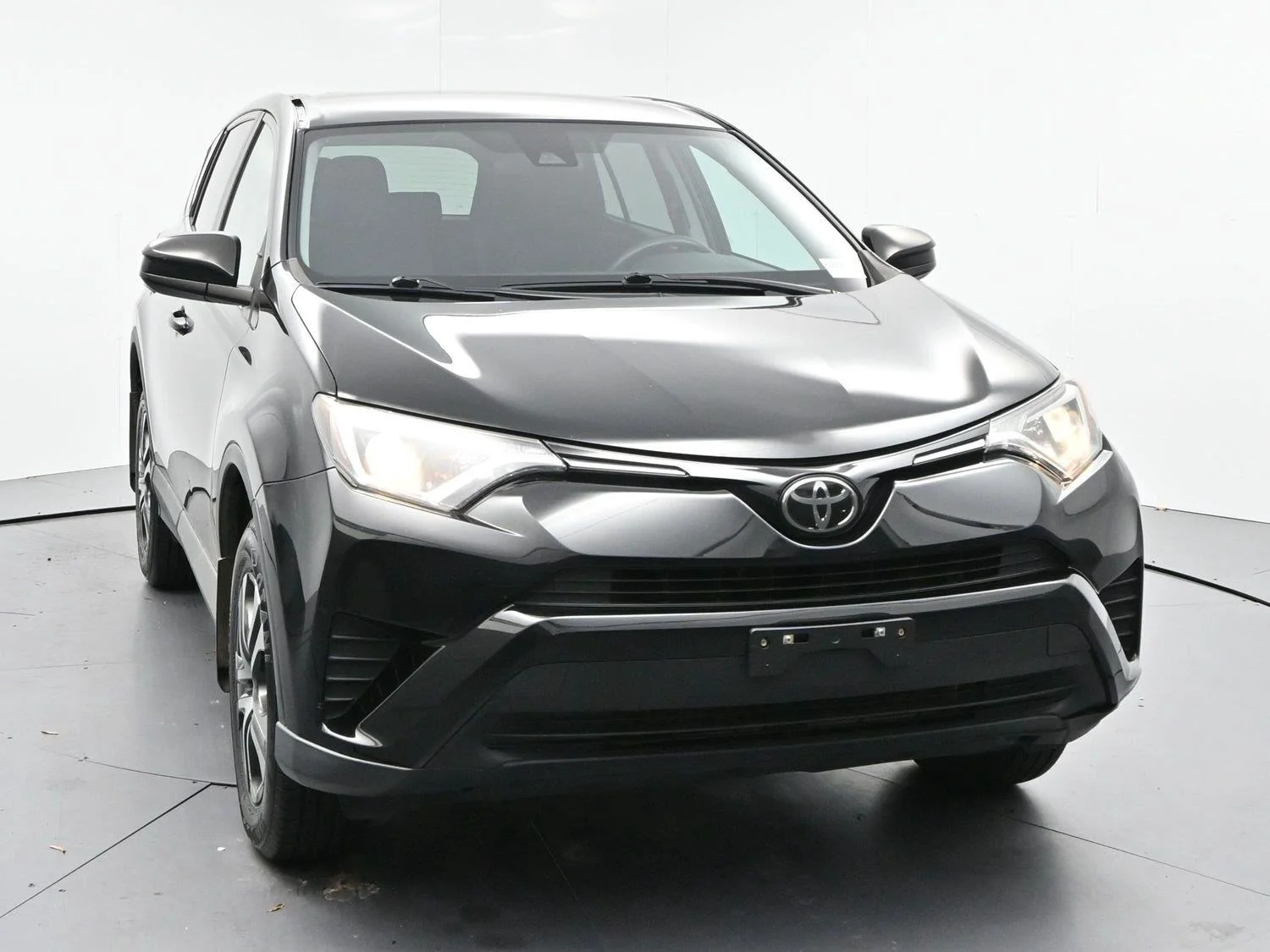 Used 2018 Black Toyota LE image 2