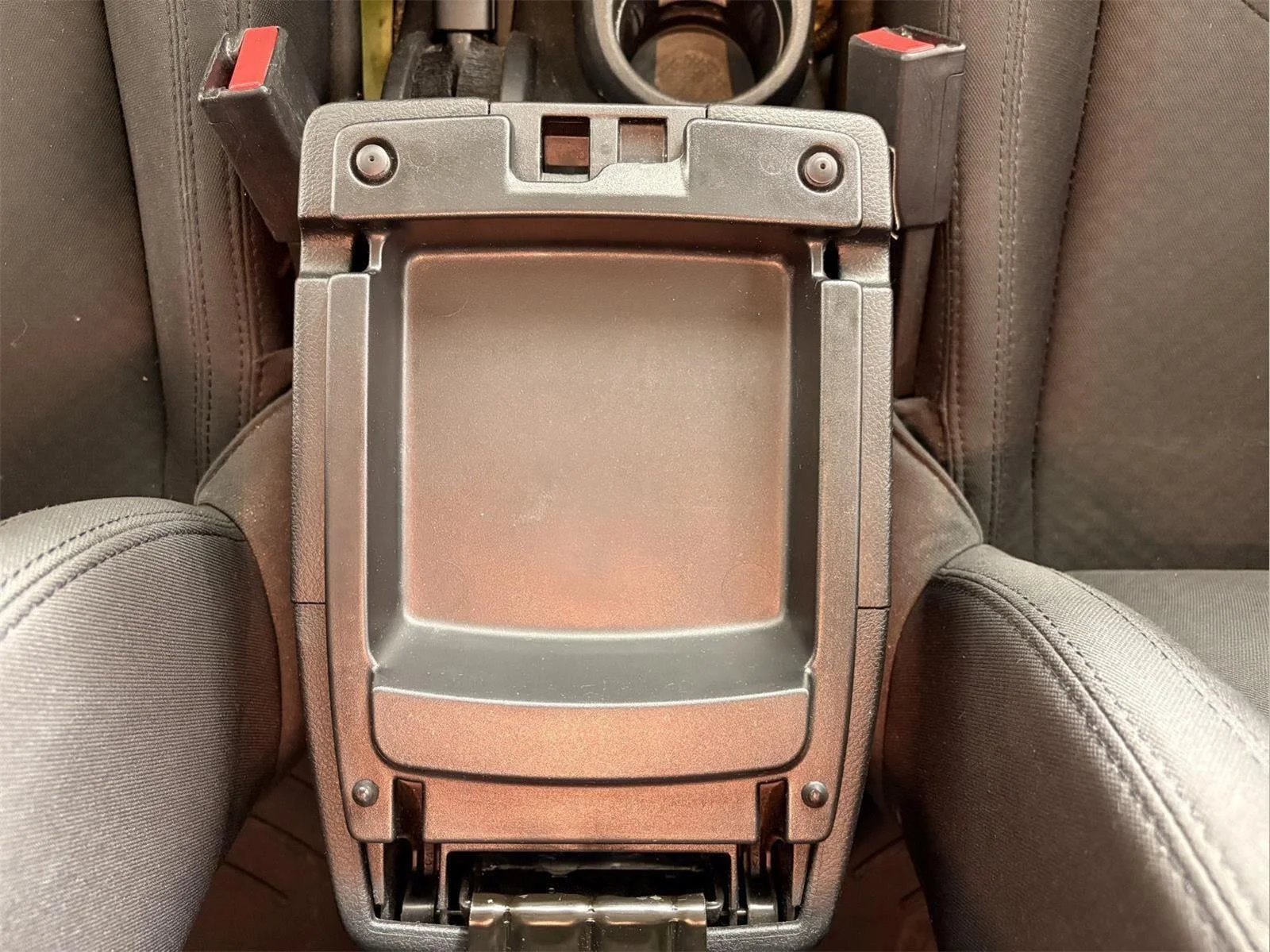 Used 2016 Hypergreen Clearcoat Jeep Sport image 33