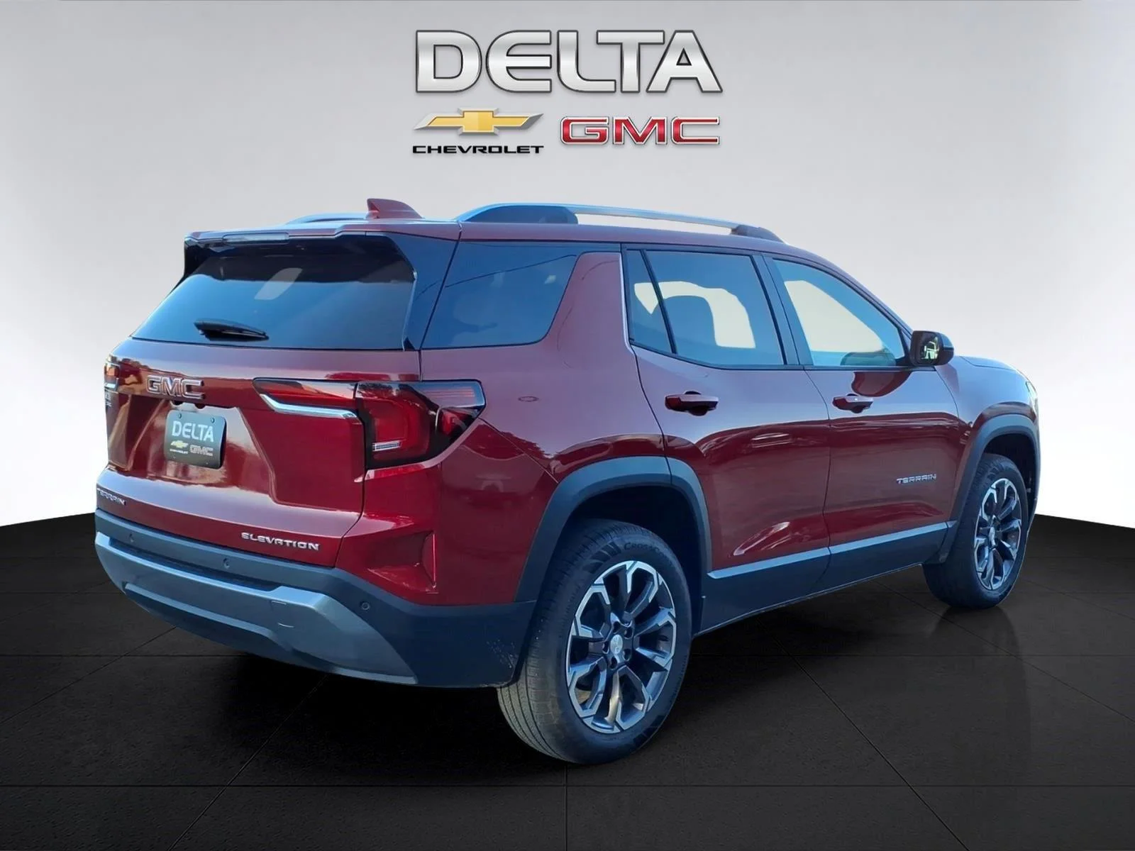 Used 2026 Volcanic Red Tintcoat GMC Elevation image 5