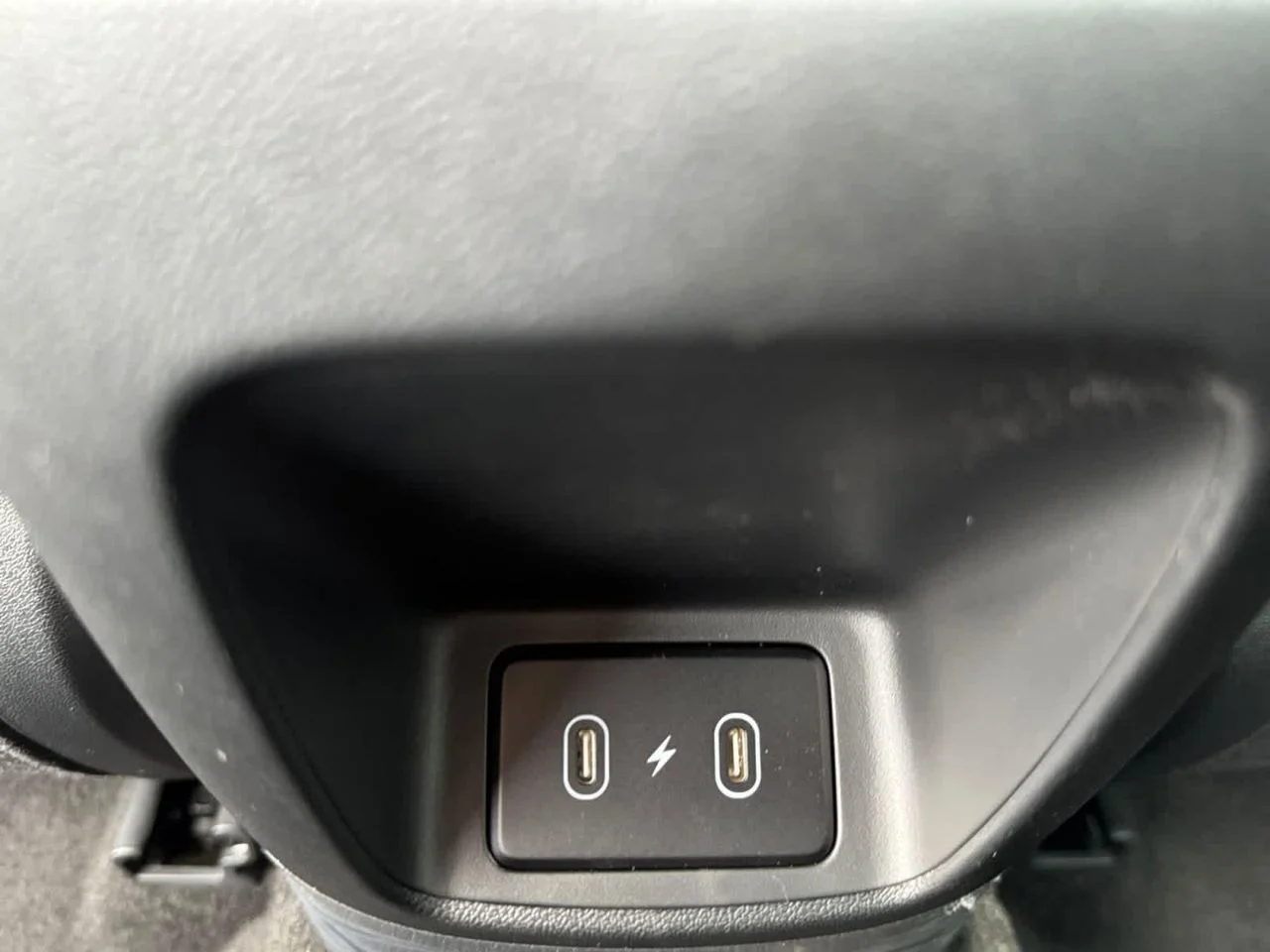 New 2026 White Hyundai SE image 19