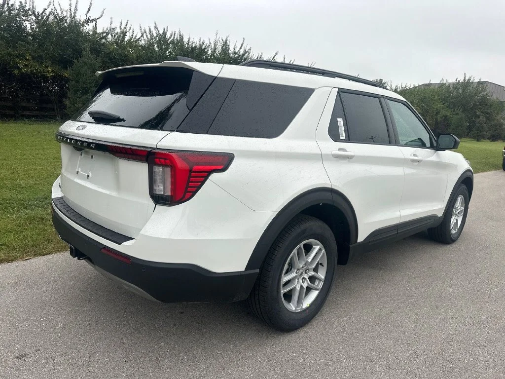 New 2027 White Ford Active image 11