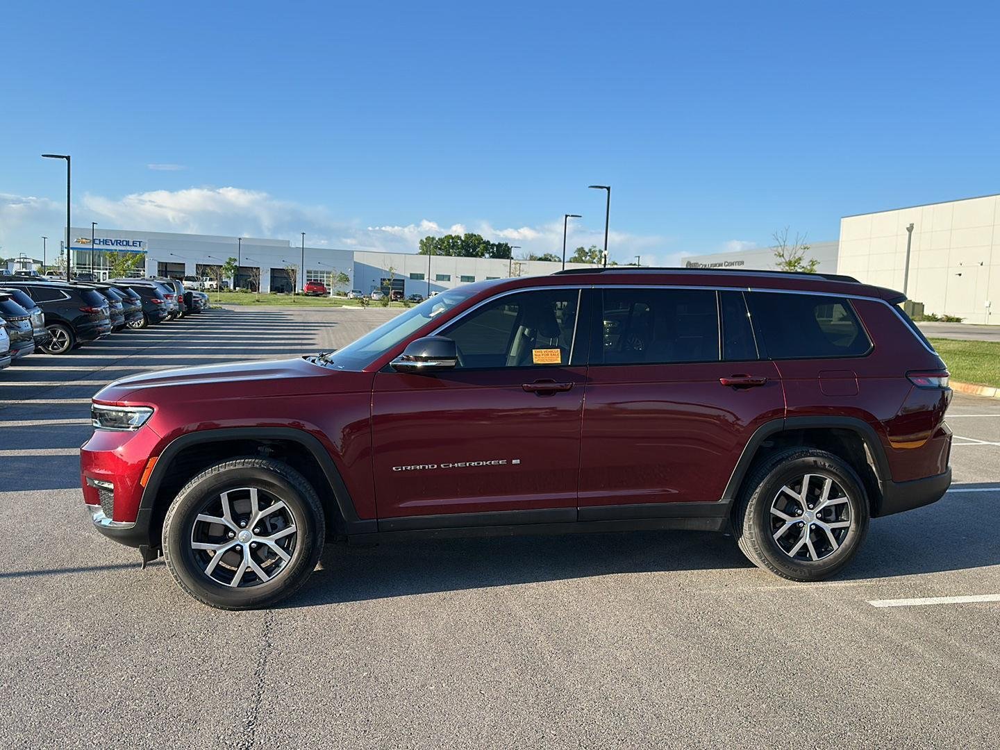 Used 2023 Jeep Grand Cherokee L Limited with VIN 1C4RJKBG4P8855189 for sale in Kansas City