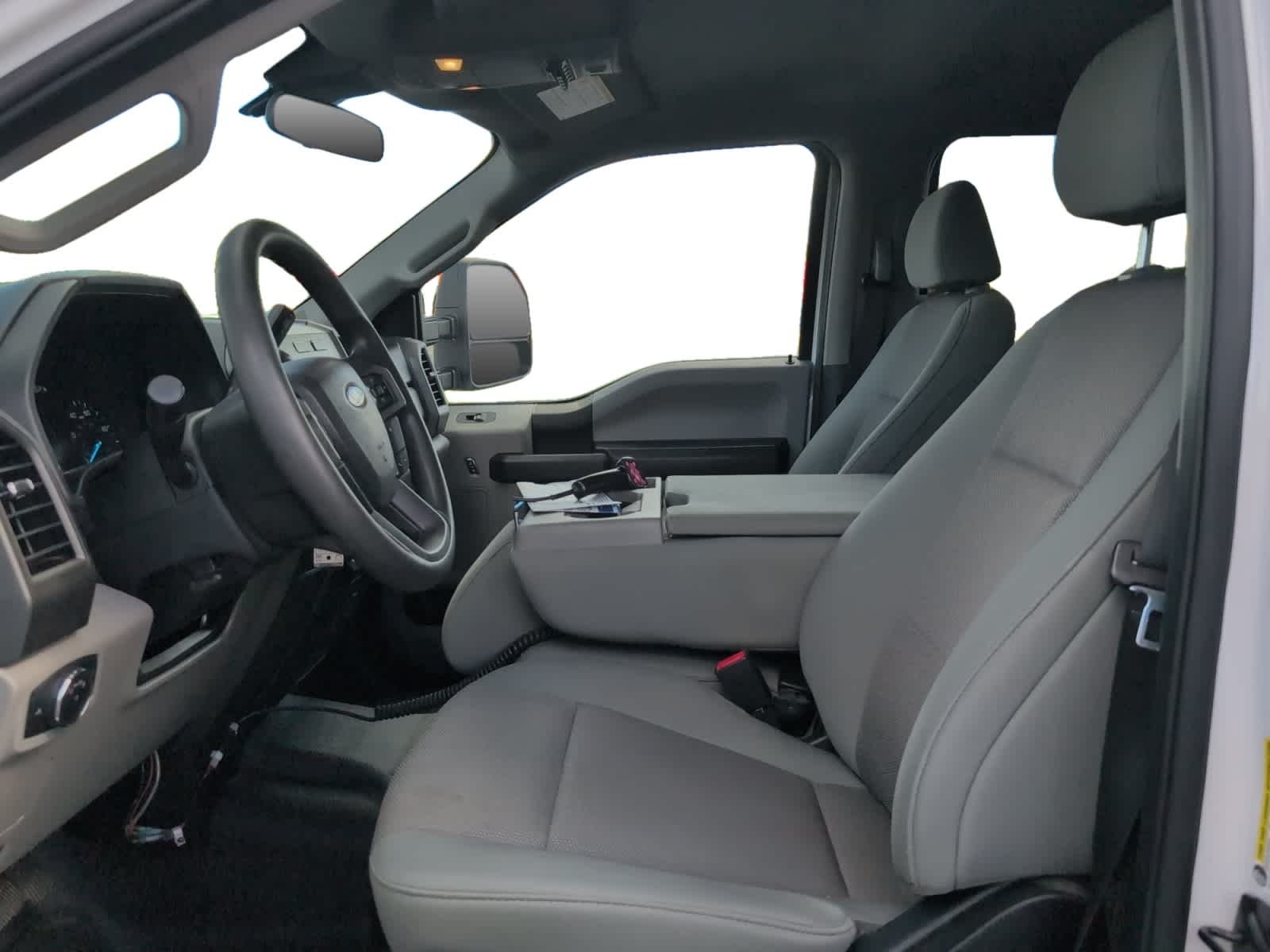 Used 2020 Oxford White Ford XL image 11