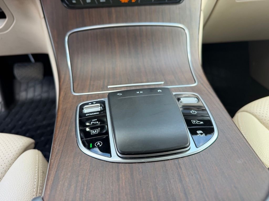 Used 2022 Black Mercedes-Benz GLC 300 image 37