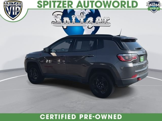 Used 2024 Silver Jeep Trailhawk image 7