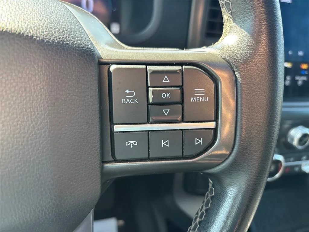 Used 2024 Black Ford XLT image 31