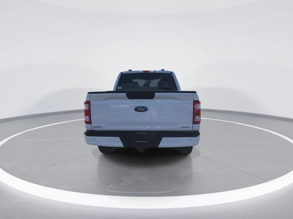 Used 2023 White Ford XL image 7