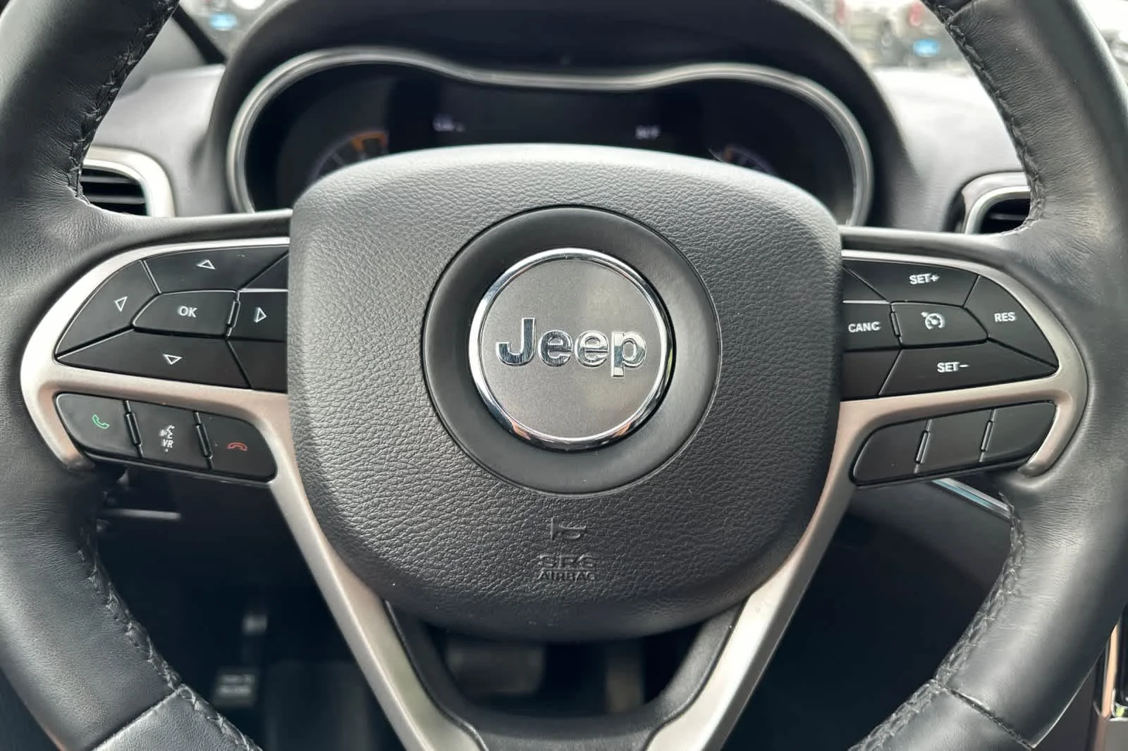 Certified Used 2019 Granite Crystal Clearcoat Metallic Jeep Limited image 24