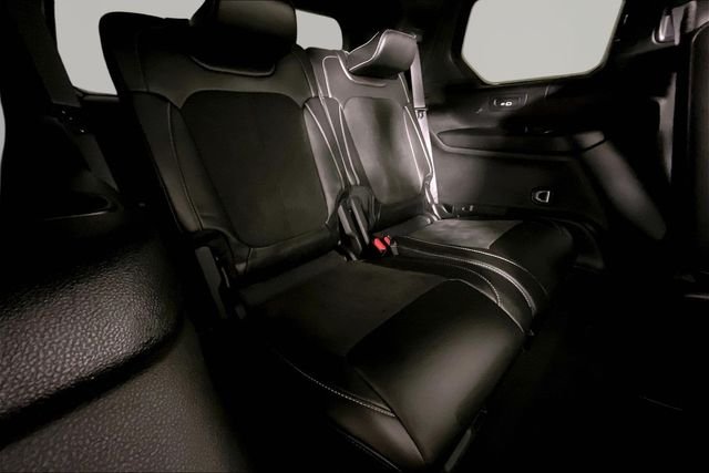 Used 2023 Black Jeep Altitude image 25