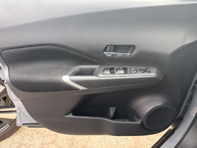 Used 2024 Gray Nissan SV image 11