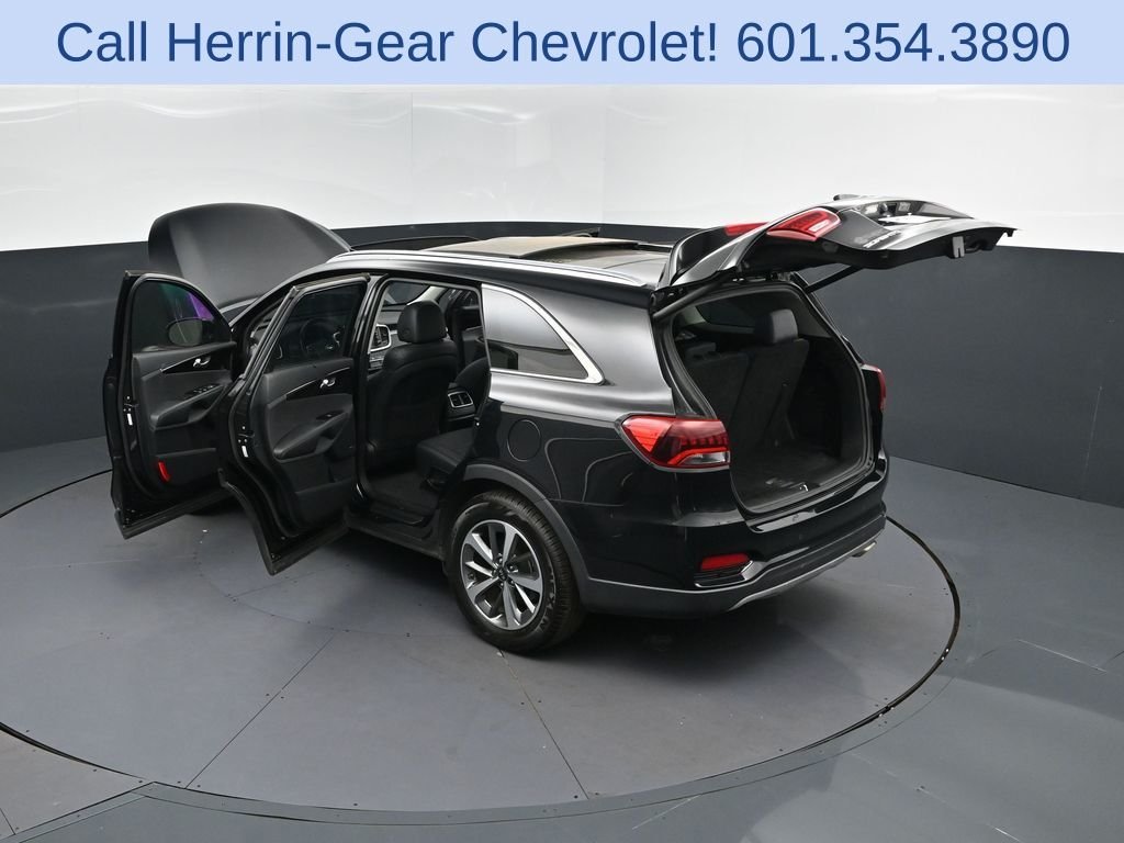 Used 2019 Kia Sorento EX with VIN 5XYPHDA54KG500684 for sale in Jackson, MS