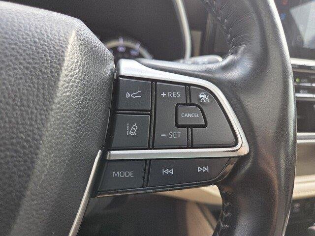Used 2022 Wind Chill Pearl TOYOTA PLAT image 14