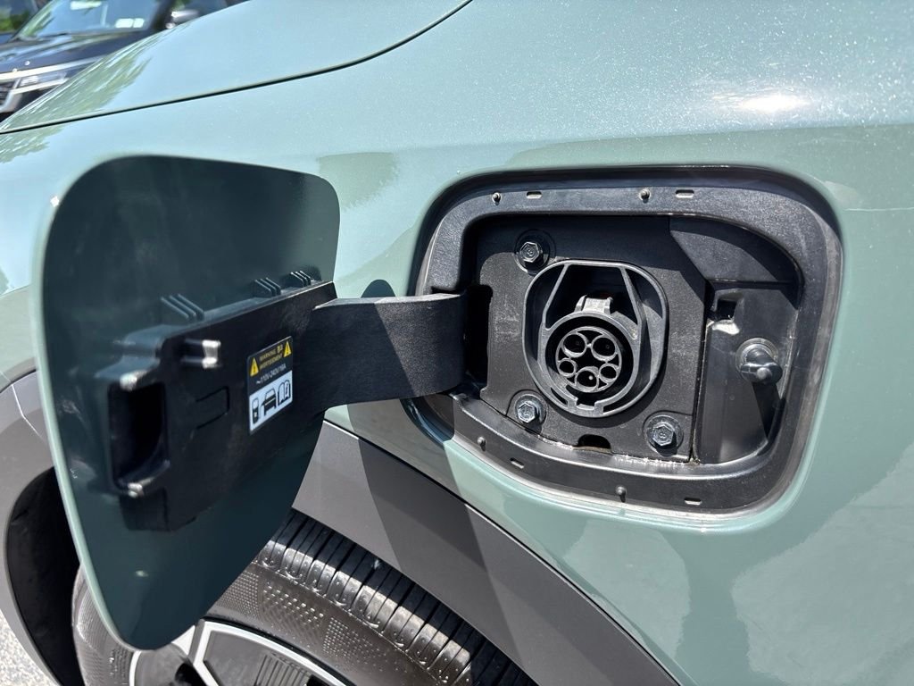 Used 2025 Green Kia EX image 26