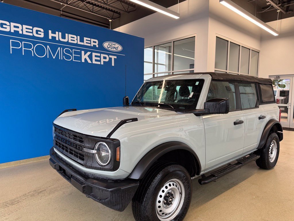 Used 2022 Green Ford Base image 4