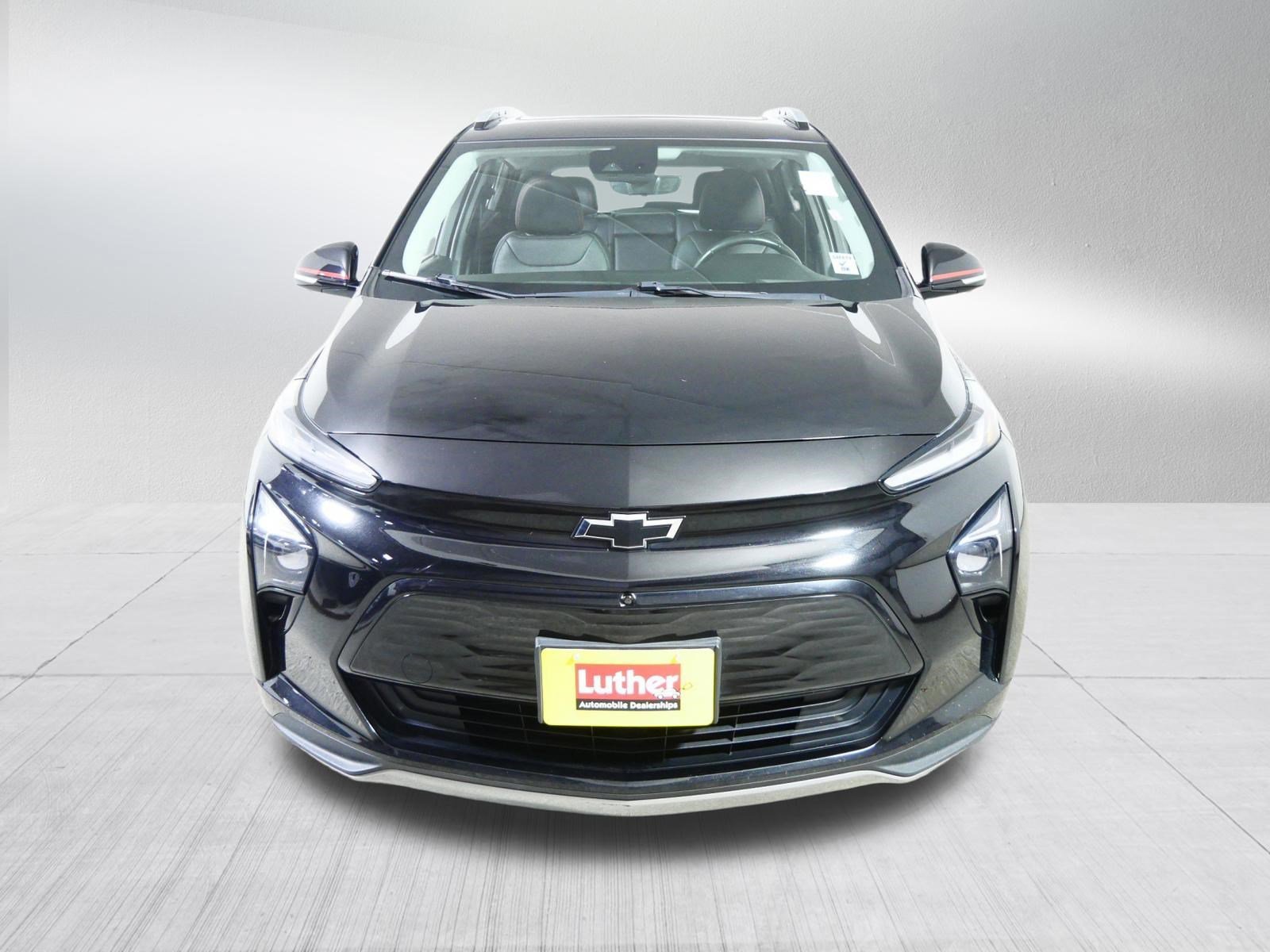Used 2023 Chevrolet Bolt EUV Premier with VIN 1G1FZ6S08P4137599 for sale in Brooklyn Center, MN