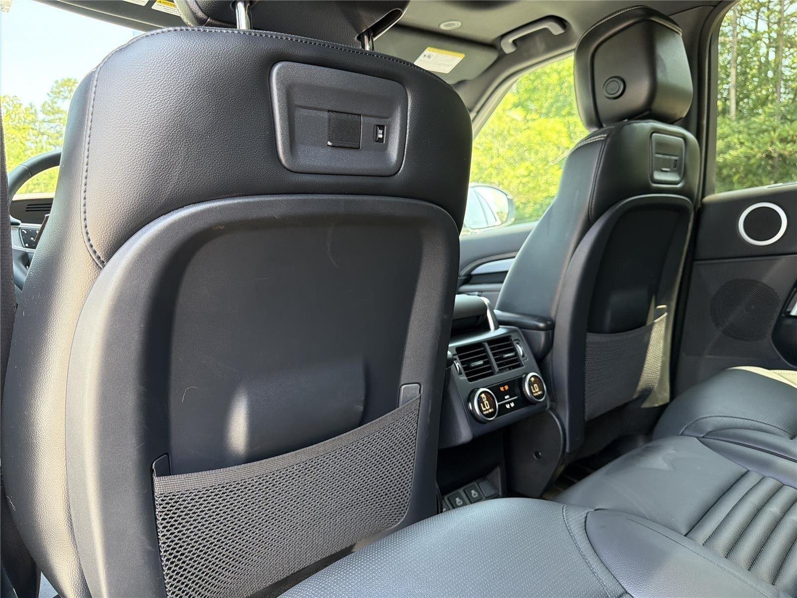 Used 2024 Fuji White Land Rover Dynamic SE image 27