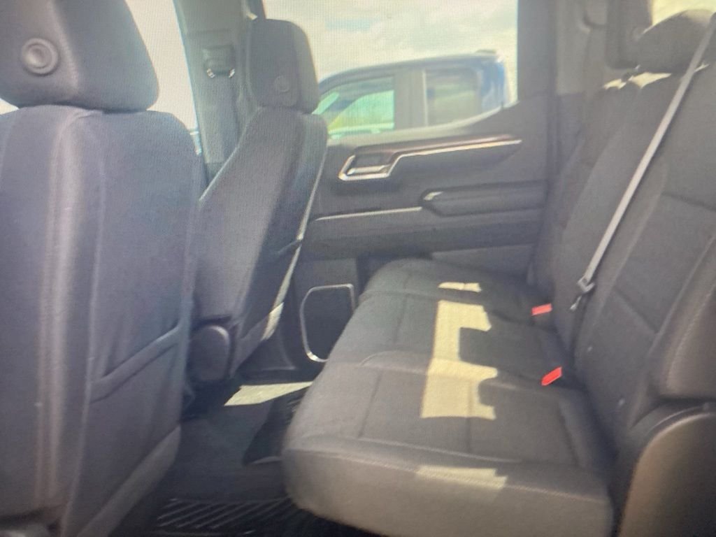 Used 2025 Gray Chevrolet LT image 18