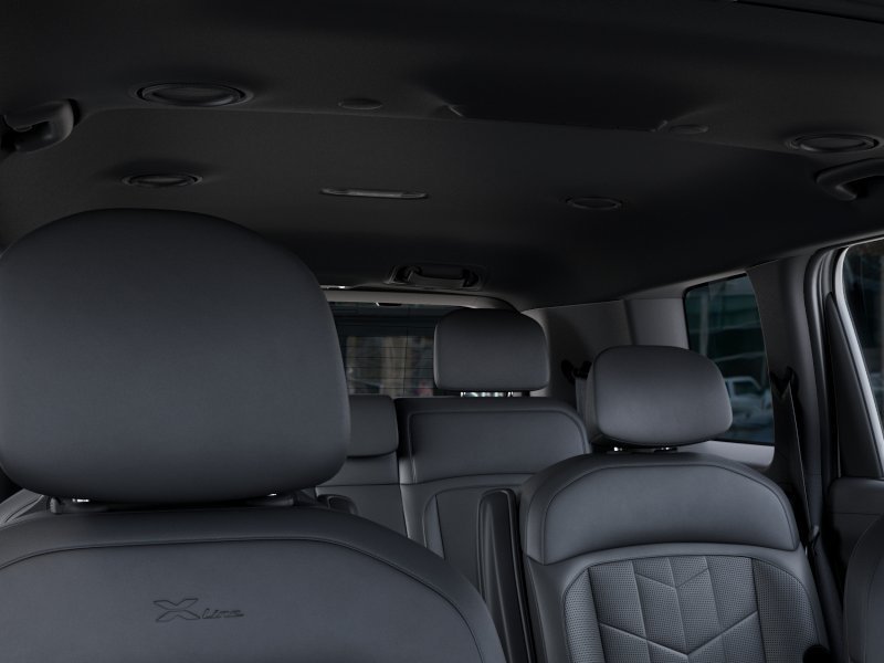 New 2027 Glacial White Pearl Kia X-Line EX image 27