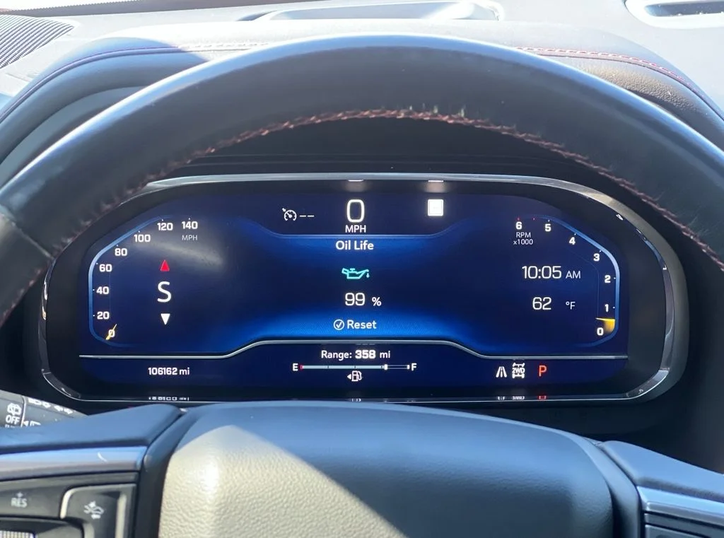 Used 2022 Red Chevrolet RST image 34