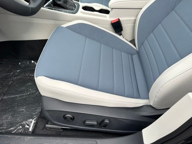 2025 Volkswagen Jetta SE - Photo 23