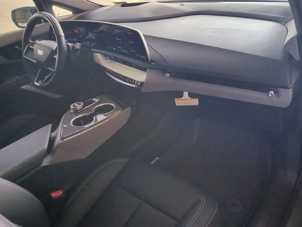 2026 Cadillac OPTIQ Premium Sport - Photo 36