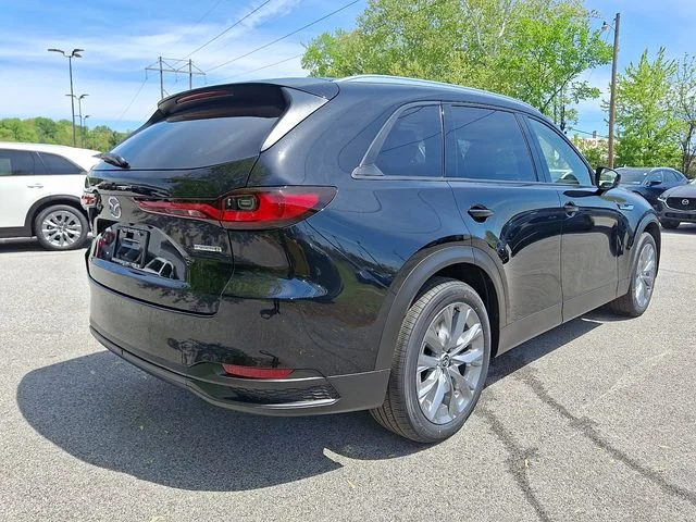 New 2026 Black Mazda 3.3 Turbo Preferred image 4