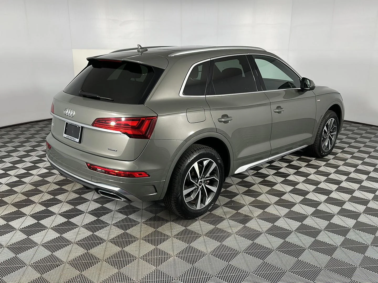 Used 2023 Chronos Gray Metallic Audi S line Premium Plus image 8