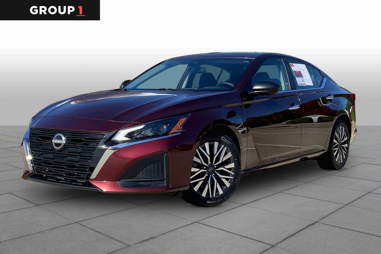 Pre-Owned 2025 Nissan Altima SV