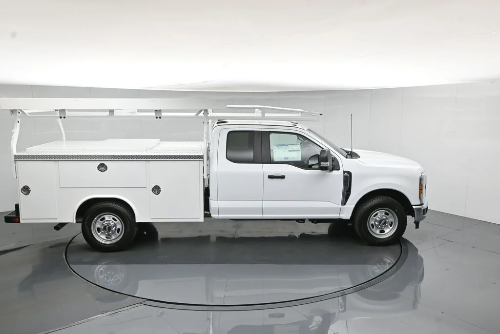 New 2026 White Ford XL image 44