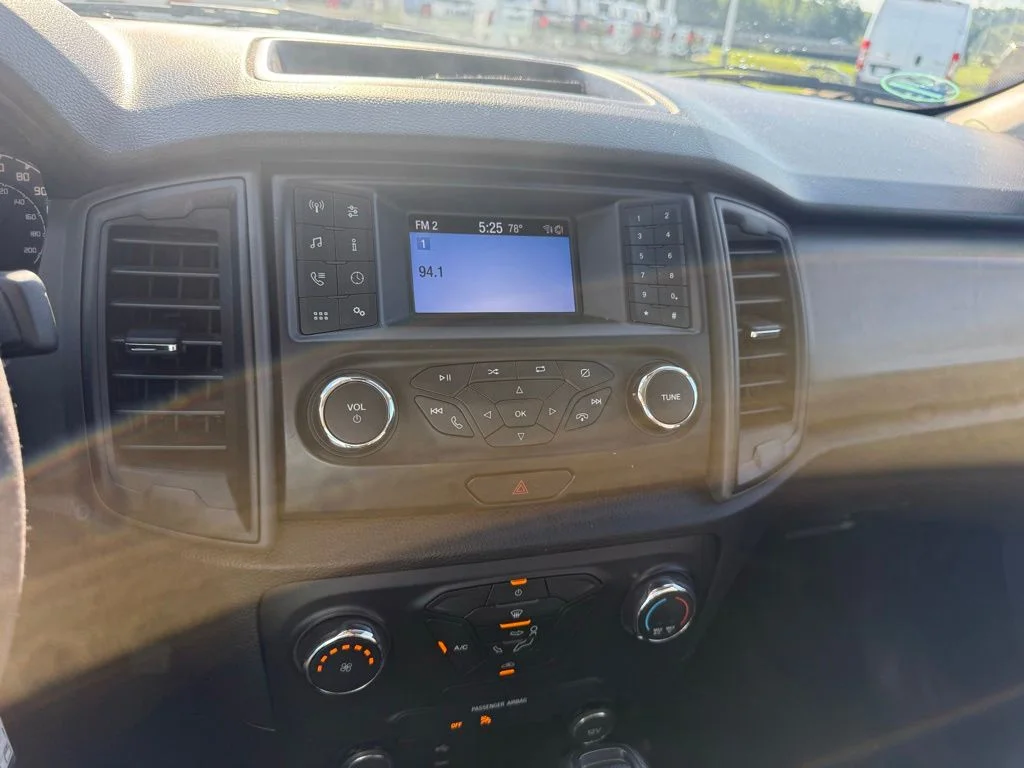 Used 2019 Gray Ford XL image 8