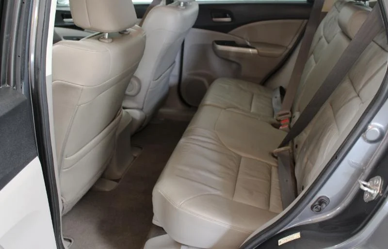 Used 2014 Silver Honda EX-L 2WD 5-Speed AT image 29