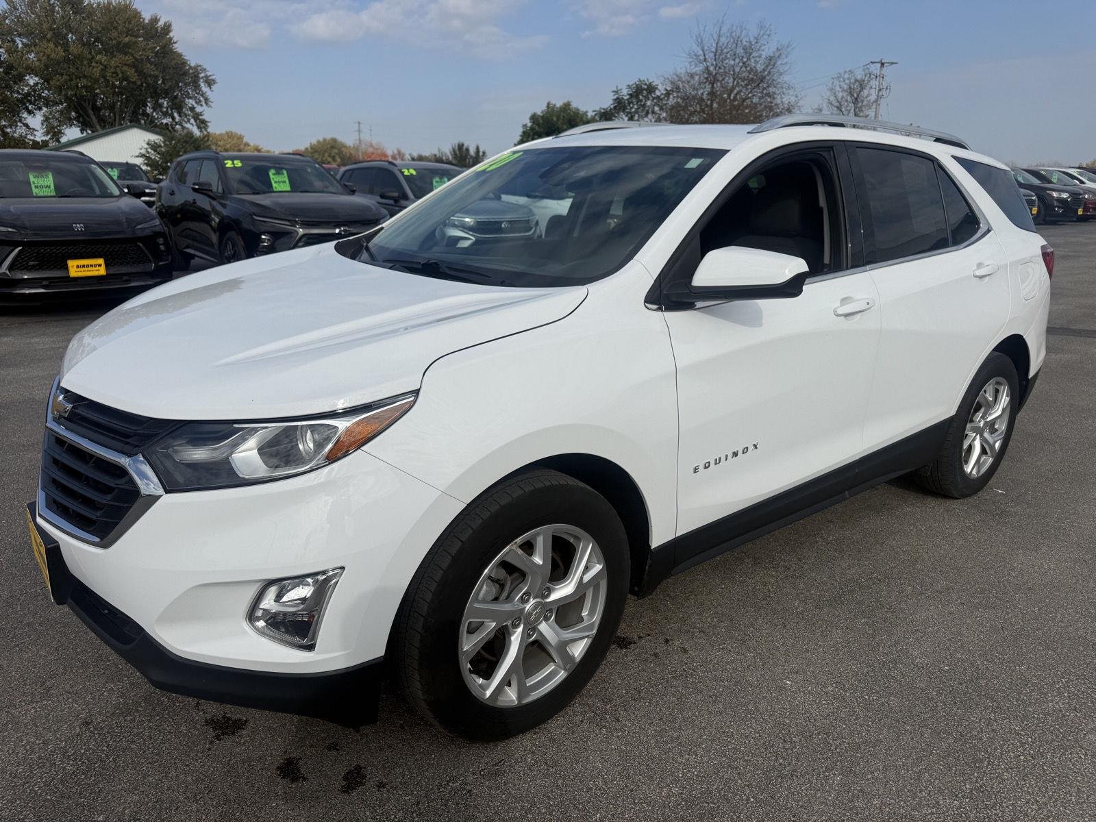 Used 2020 Chevrolet Equinox LT with VIN 3GNAXVEX8LS600403 for sale in Monona, IA