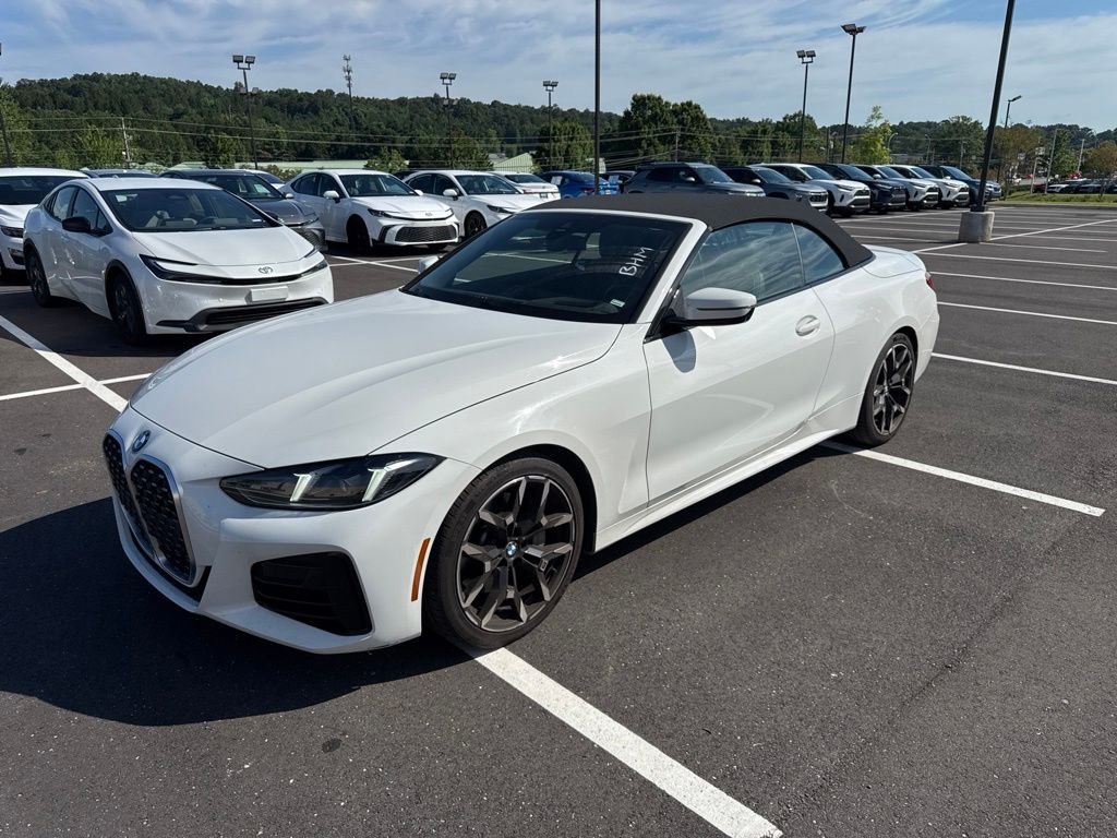 2026 BMW 4 Series 430i Convertible's photo