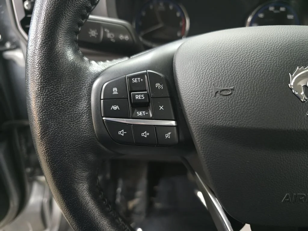 Used 2022 Silver Ford Outer Banks image 16