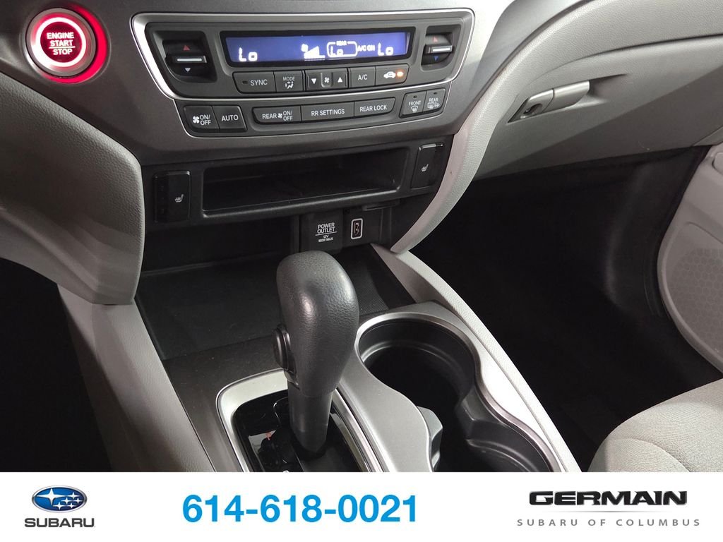 Used 2019  Honda EX image 24