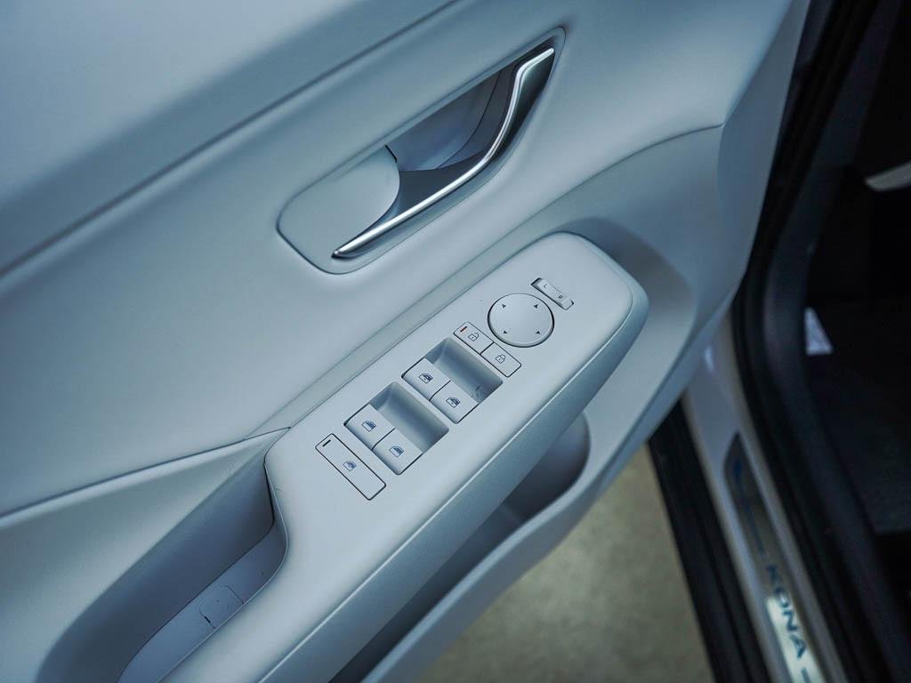 New 2026 Cyber Gray Metallic Hyundai SEL Premium AWD image 43