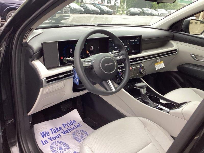 New 2026 Black Hyundai SEL AWD image 20