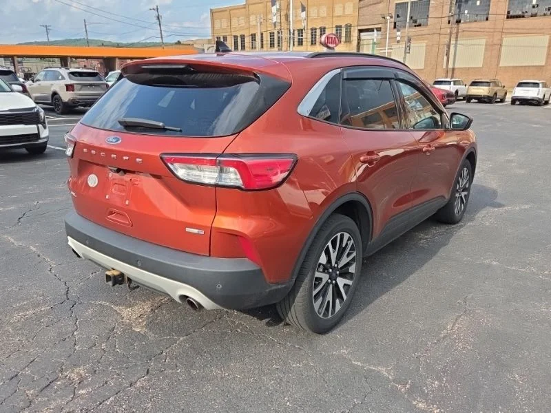 Used 2020 Orange Ford SEL image 7