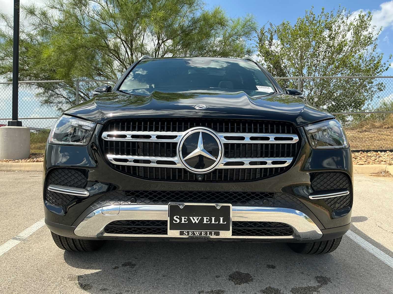 Used 2026  Mercedes-Benz GLE 350 image 2