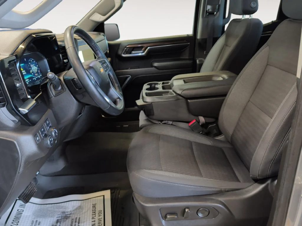 Used 2023 STERLING GRAY METALLIC Chevrolet LT image 16