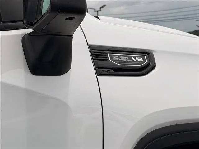 Used 2025 White GMC Pro image 26