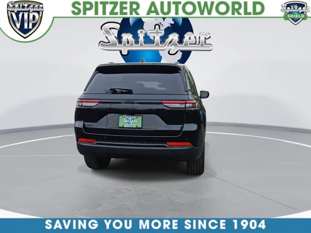 Used 2023 Black Jeep Altitude X image 7