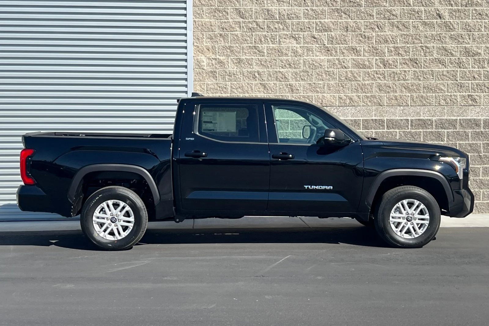 2026 Toyota Tundra SR5 - Photo 2
