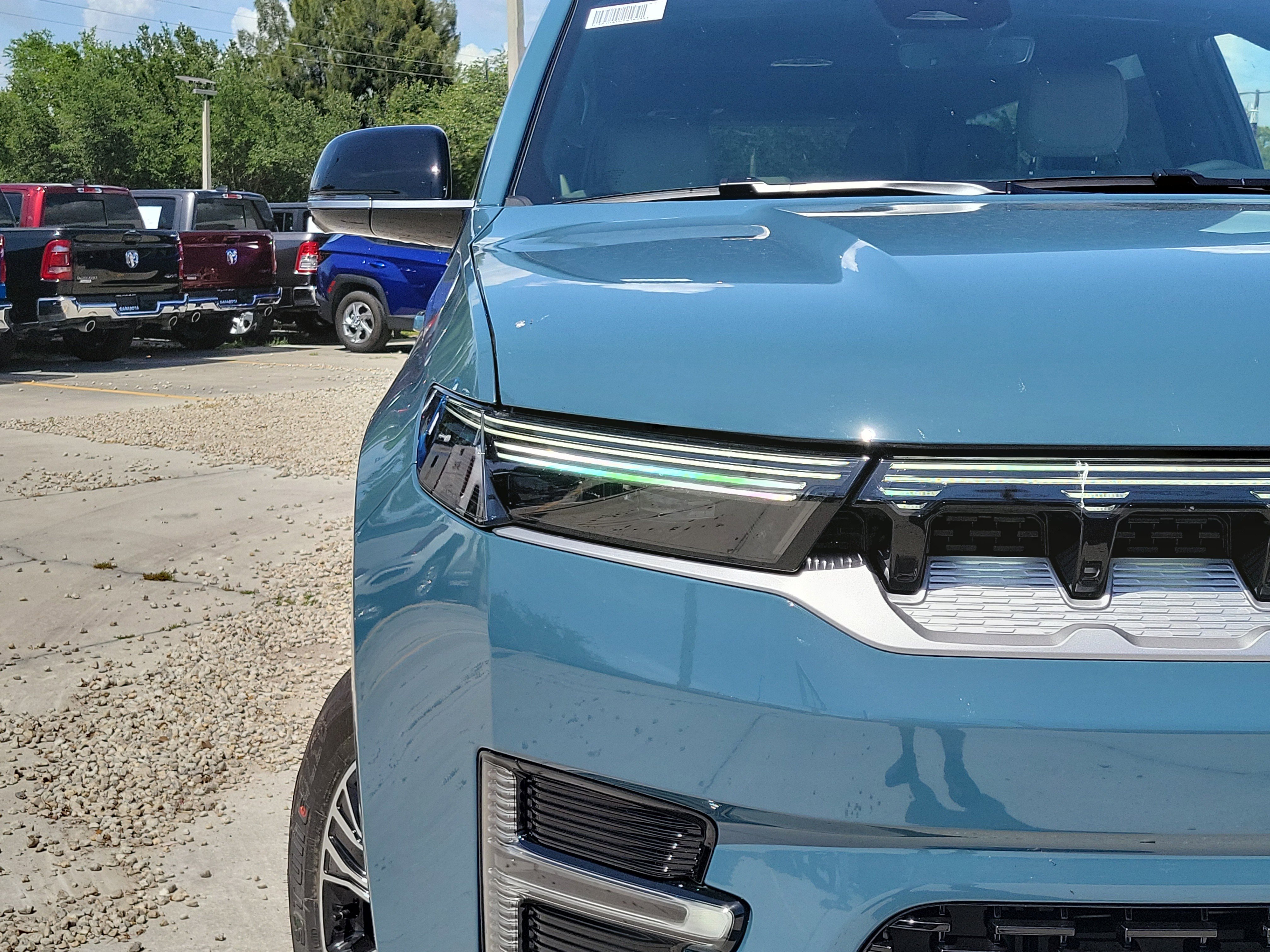 New 2026 Steel Blue Exterior Paint Jeep  image 7